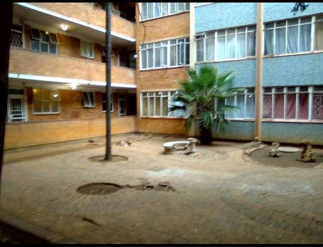 2 BEDROOM PROPERTY TO RENT IN SUNNYSIDE